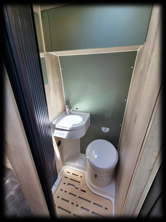 Großes Duschbad im Duo 600